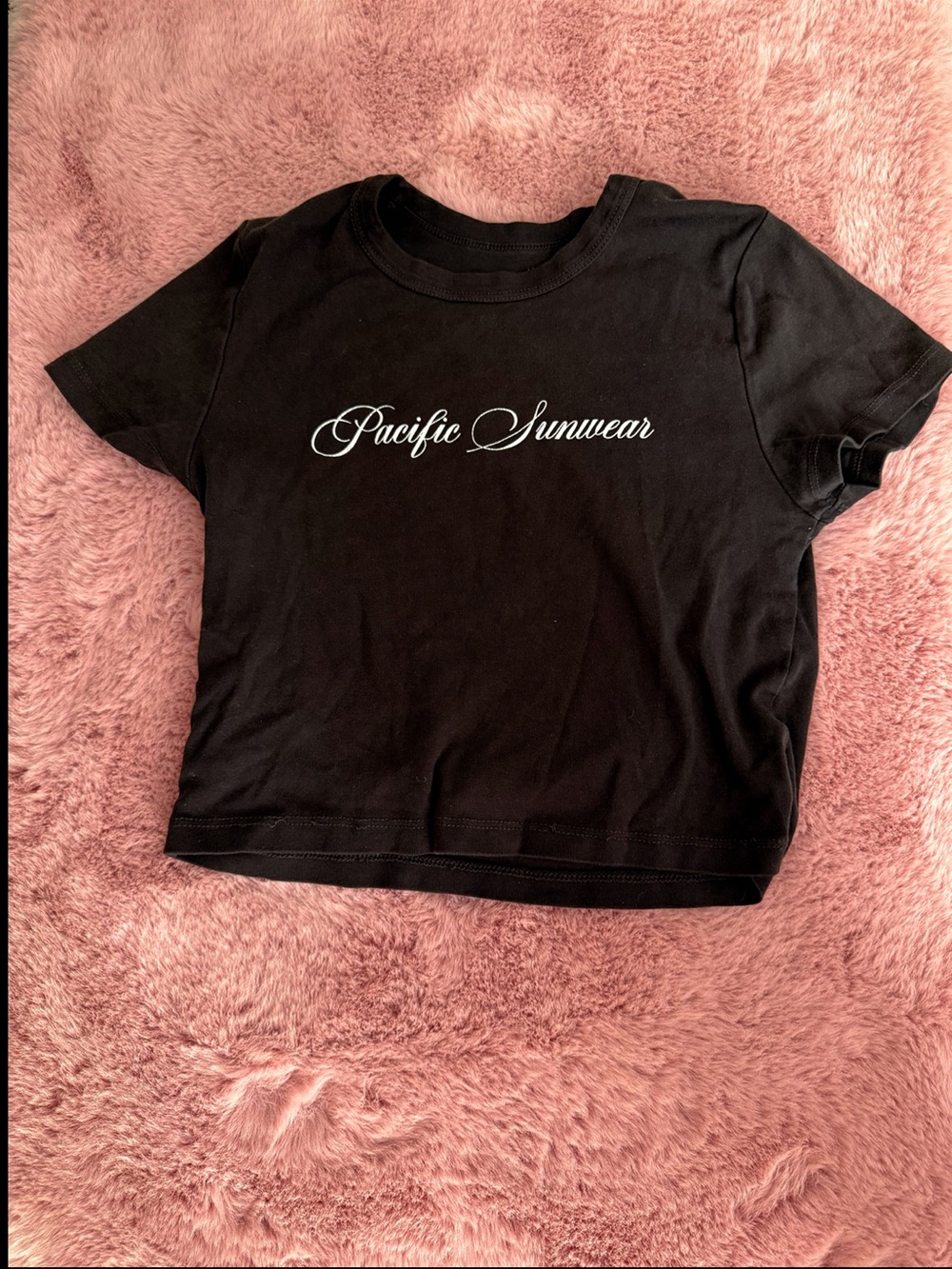 ☀️Pacsun🕶️black graphic crop top